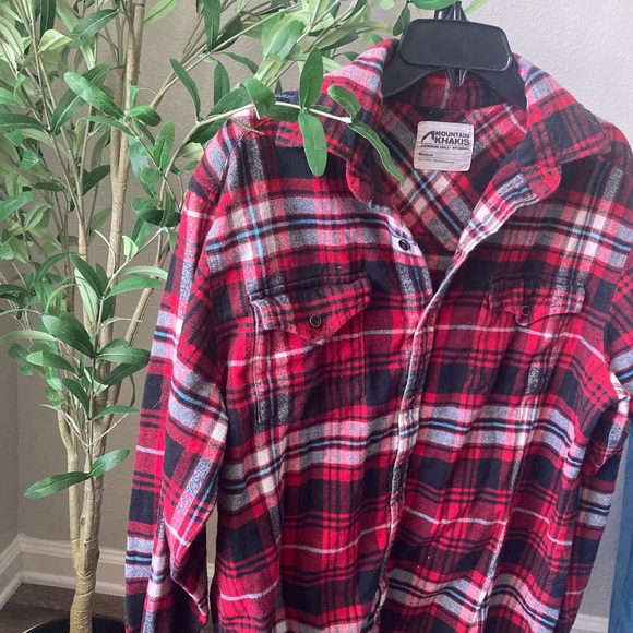 Mountain Khakis Medium Red/Black Comfy Flannel - Picture 4 of 4